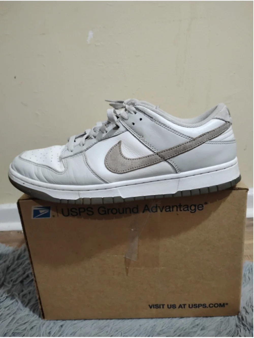 Nike Dunk Low Shoes Mens Size 12 White Tan Suede Swoosh Sneakers FJ4188-001